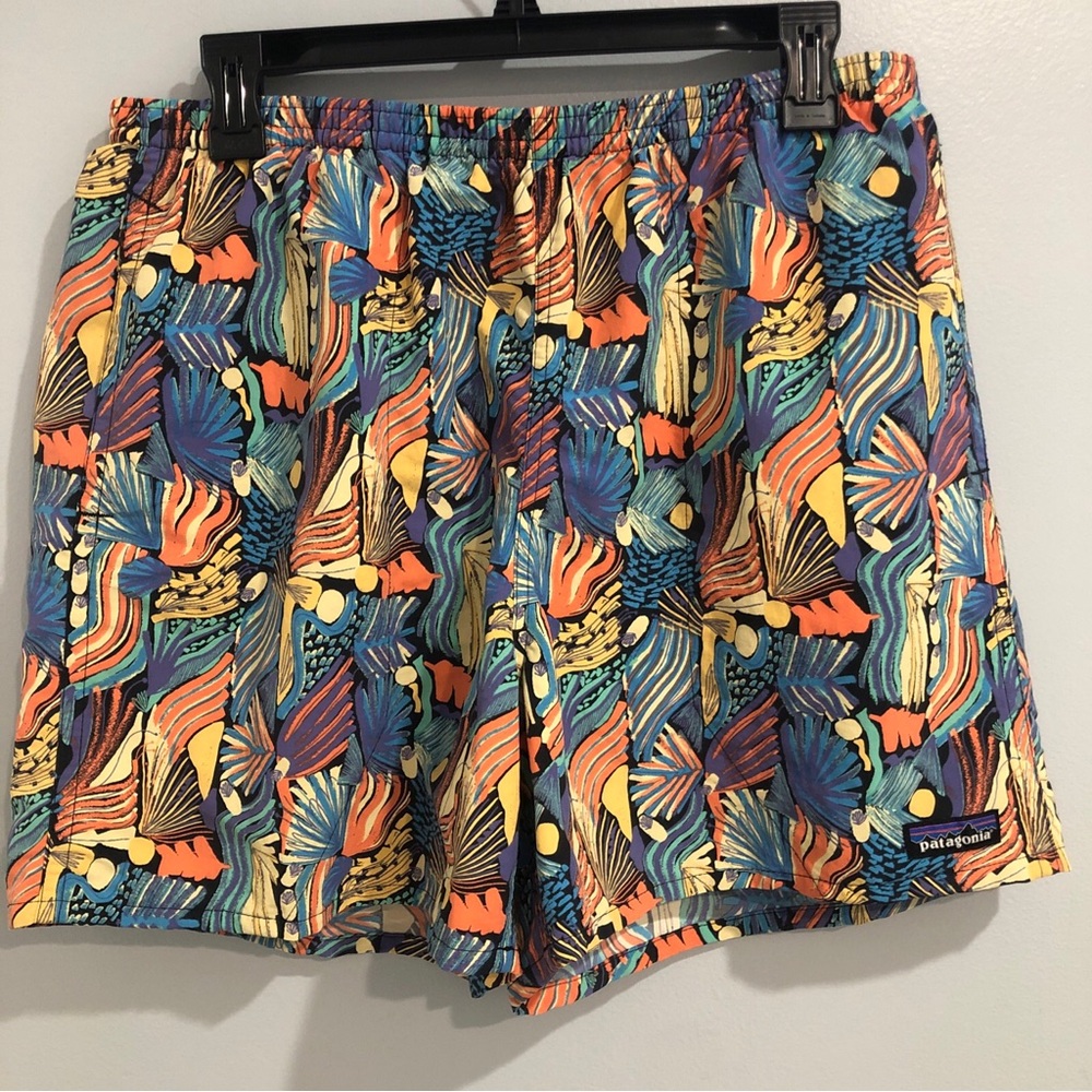 Patagonia Women’s Baggies Shorts Joy Sound Blue Size L Elastic Waist 5” inseam